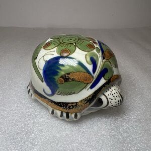KEN EDWARDS HAND PAINTED MEXICAN POTTERY TURTLE FIGURINE 3.5” MEXICO FOLK ART